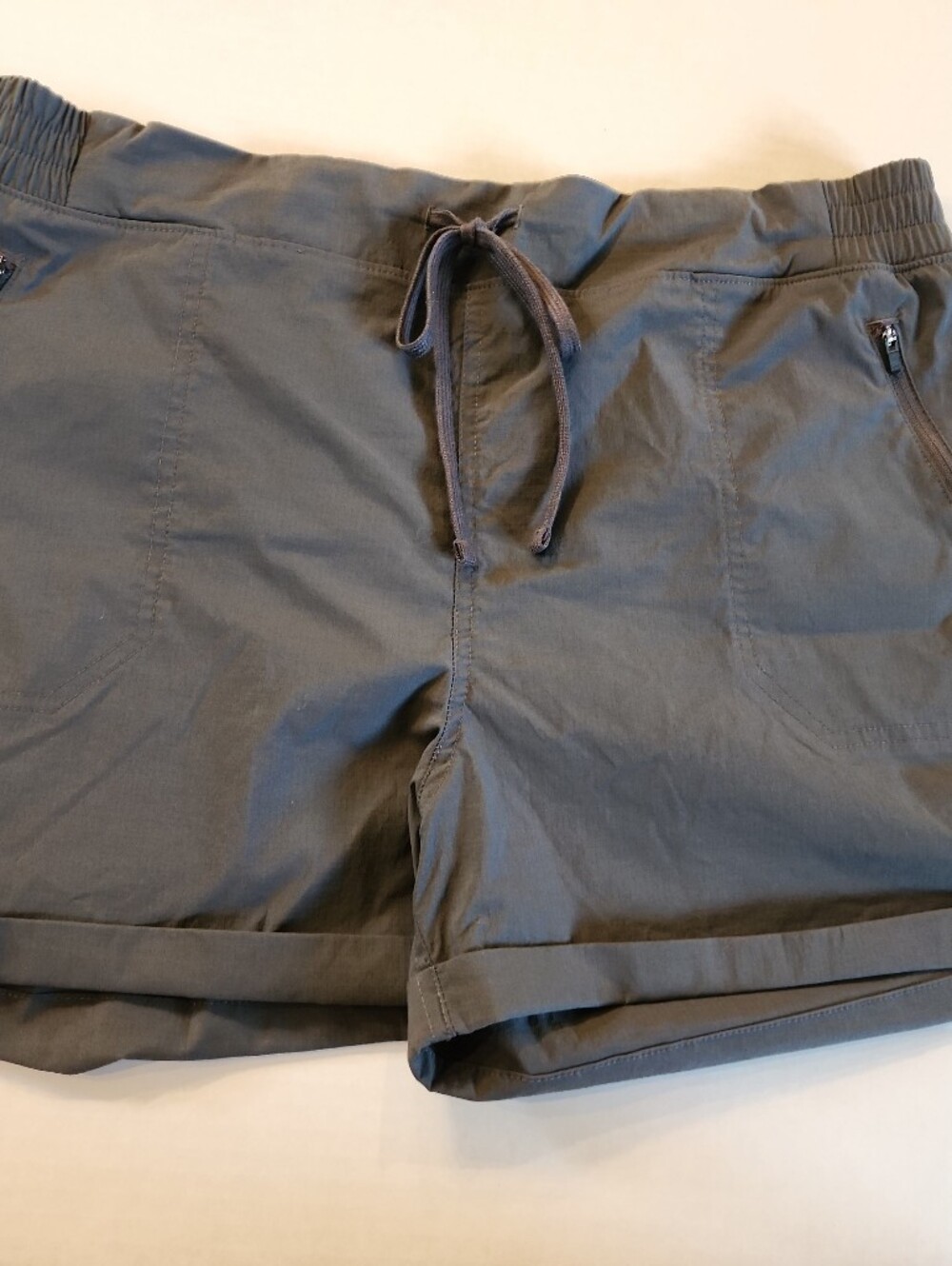 Eddie Bauer Drawstring Shorts Hiking Zip Pockets Gray XL Lightweight Cargo